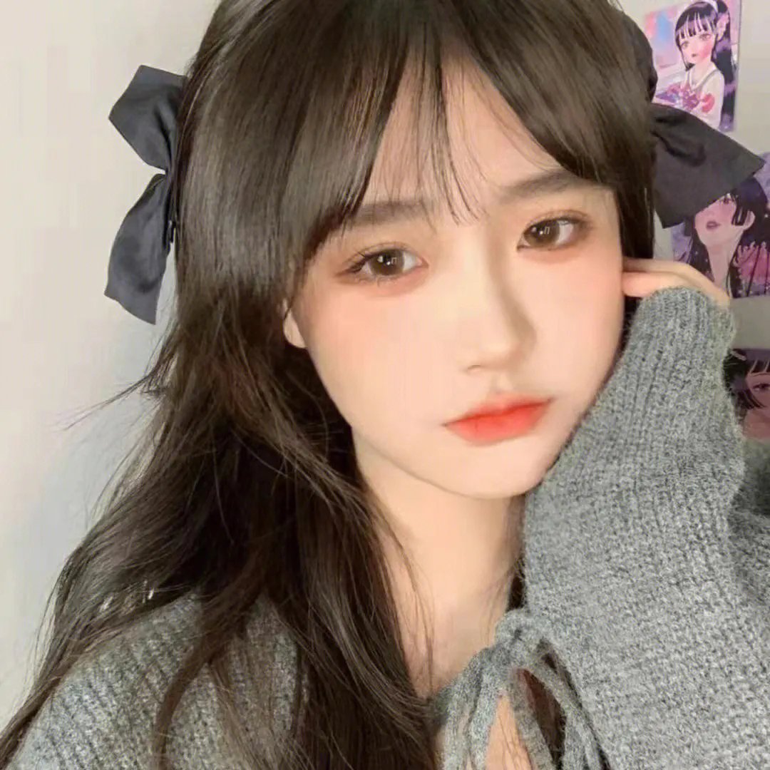 燕子与鹦鹉